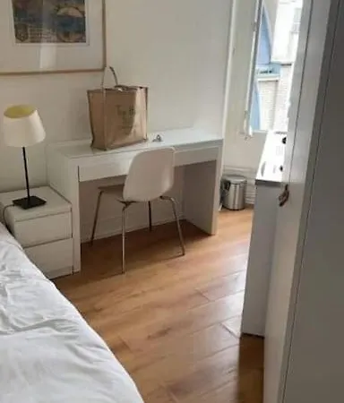 Apartment Privee. *